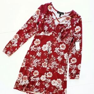 NWT! Derek Heart Dress